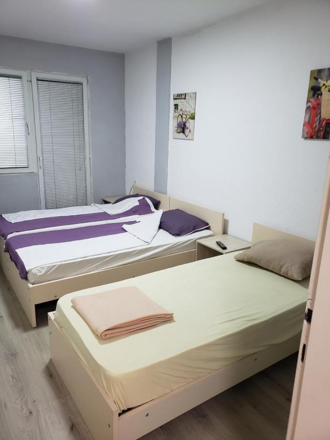 אוהריד Hostel Bela מראה חיצוני תמונה