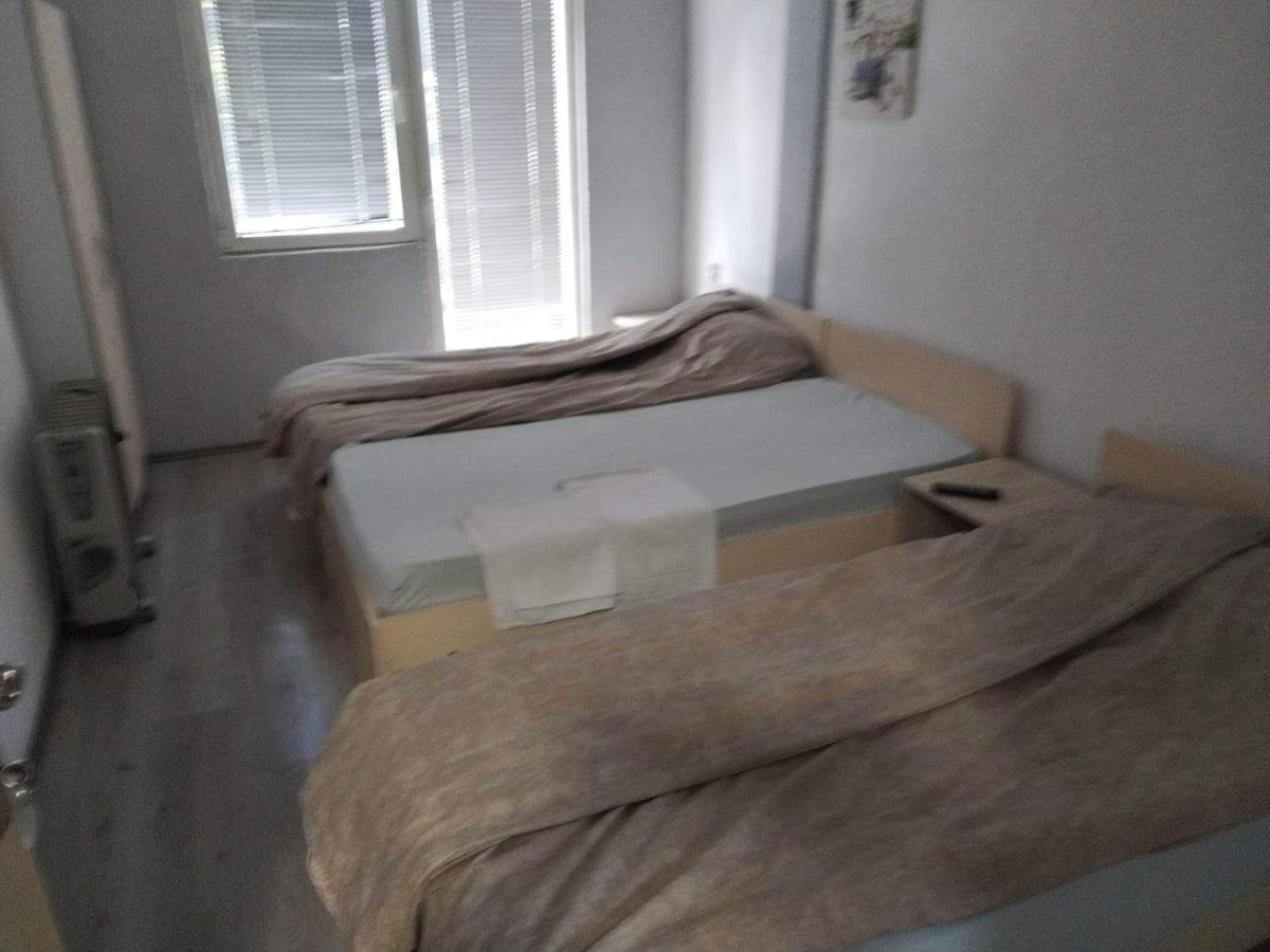 אוהריד Hostel Bela מראה חיצוני תמונה